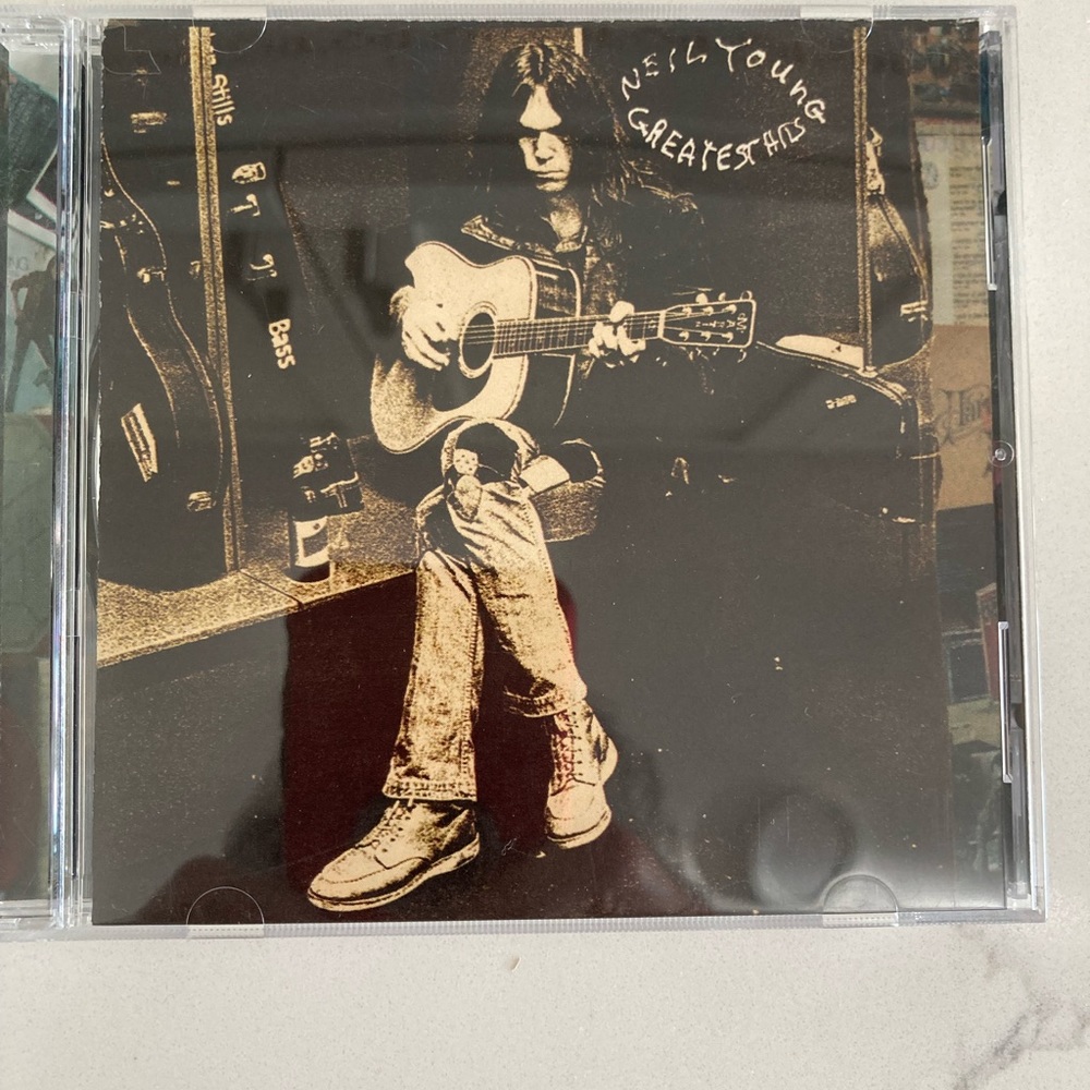 Neil Young Greatest Hits cd